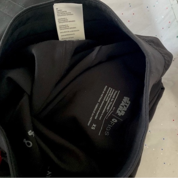 Figs STAR WARS DARTH VADER limited Edition scrub set - Picture 3 of 12